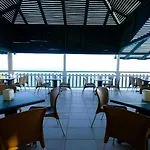Larissa Hill 5* Konaklı