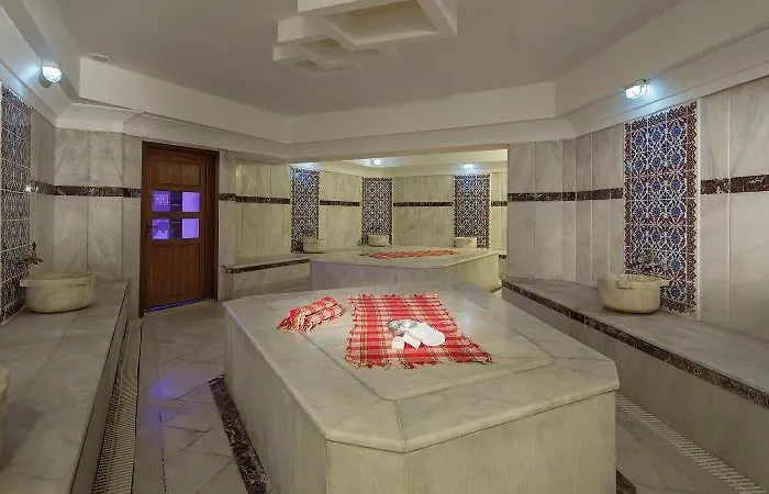 Larissa Hill Hotell 5*