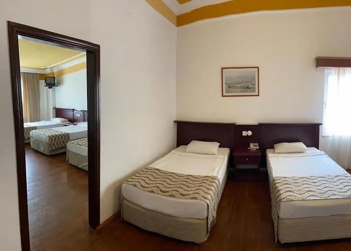 Larissa Hill Hotell Konaklı