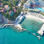 Larissa Hill Hotel