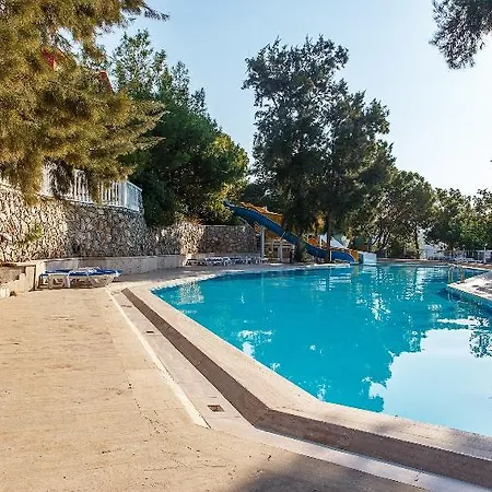 Hotel Larissa Hill