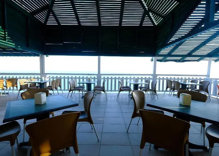 Larissa Hill 5* Konaklı