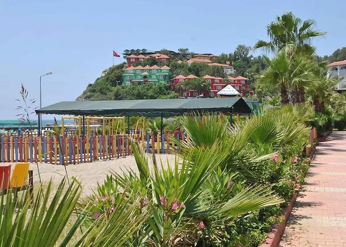 Hotel Larissa Hill 5*